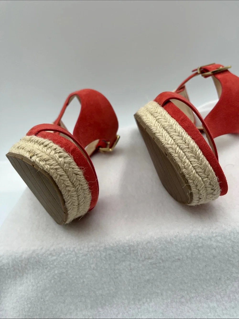Kenneth Cole Reaction Spiced Coral Suede Espadrille Wedge Sandals